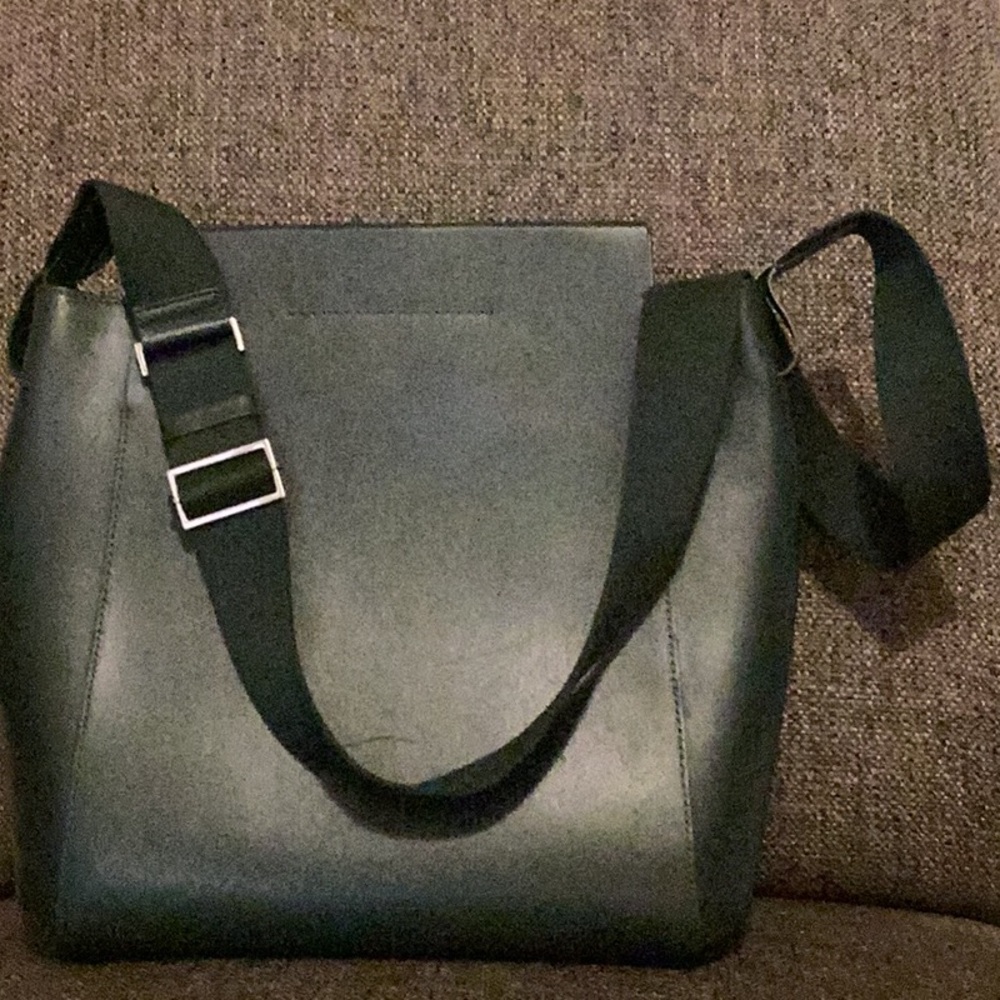 Tote by Everlane